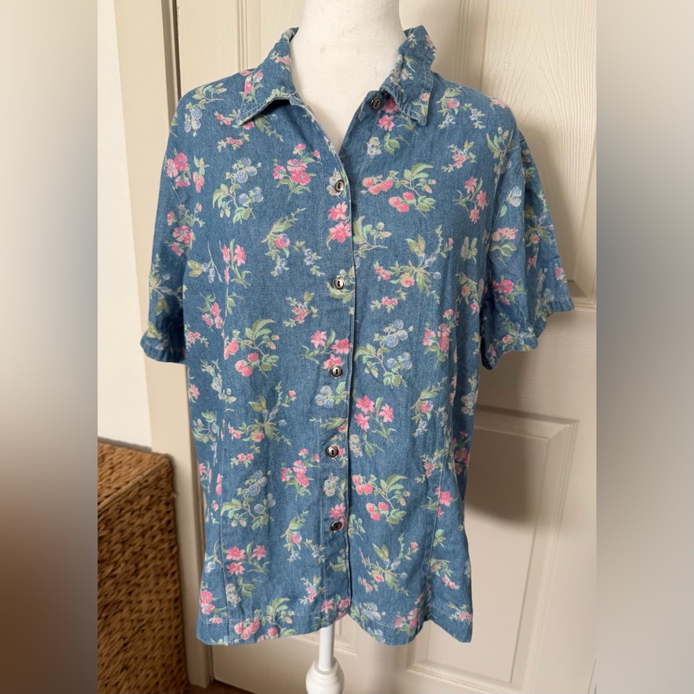 Classic Elements Vintage Button Down Denim Floral… - image 1